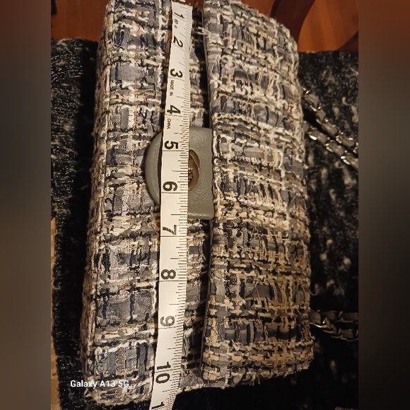 tweed Handbags - Elegant Tweed Chain Shoulder Bag